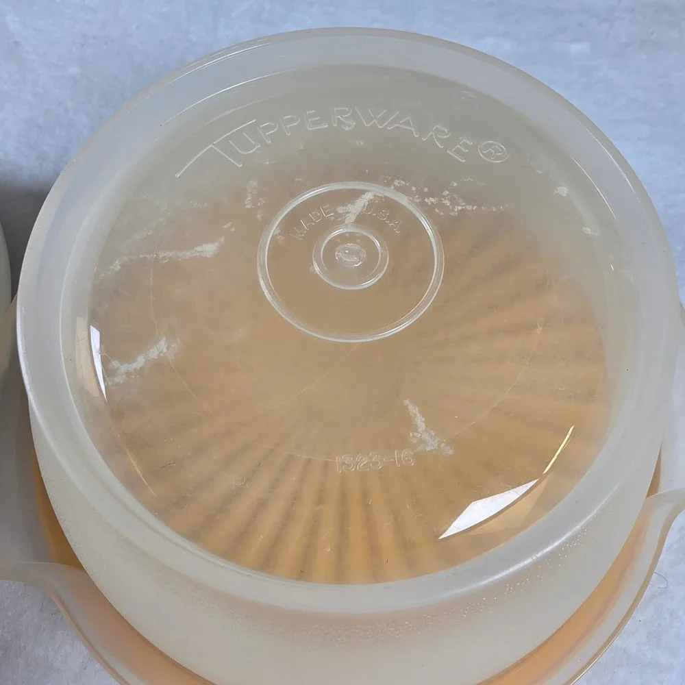 Vintage‎ Tupperware Servalier Bowls Set of 2 Sunburst Lids Yellow Grey 1323 812